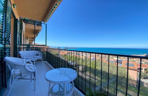 Cefalu Apartment | Triple Room with Balcony and Sea View