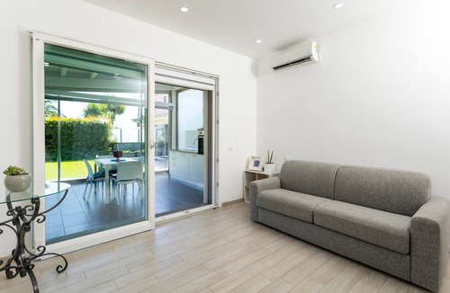 Carruba House | Tropical House Vacation Home: Oasis with Private Pool at the Foot of Mount Etna