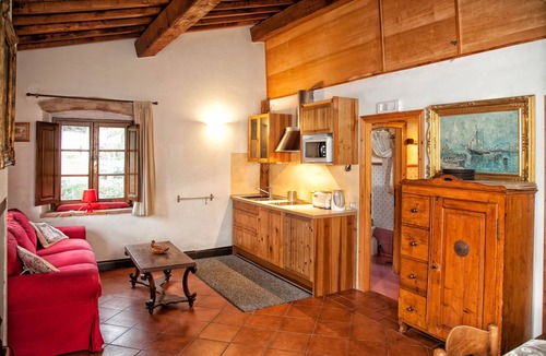Chianni Apartment | Tuscan life style with great view, park,pool,relax,hiking & bike trails