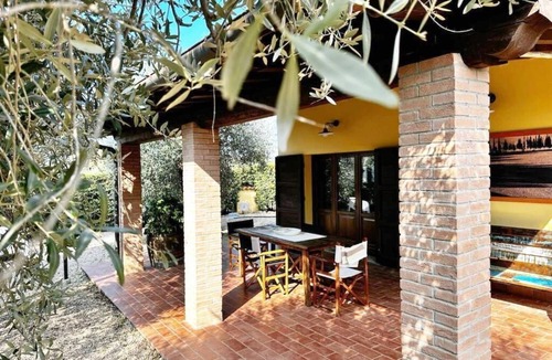 Cecina Cottage | Tuscany Cottage Paratino 53/A-Charming Studio surrounded by Tuscan olive trees