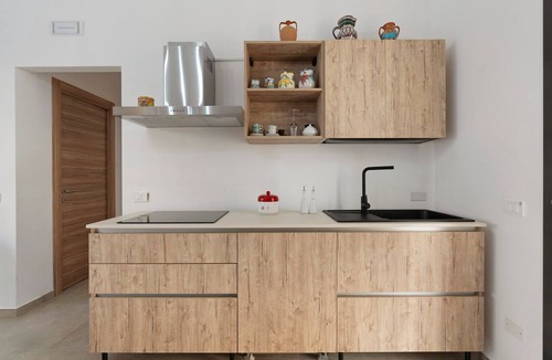 Menfi Apartment | Ulivo Comfort Room ByAma with Wi-Fi and Air Conditioning