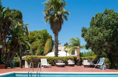 Terrasini Villa | Una Scogliera sul Mare con Piscina by Wonderful Italy