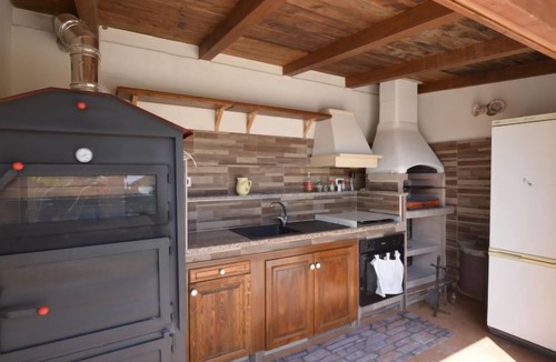 Solarino House | Vacation home Eureka by Interhome