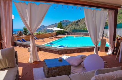 Letojanni House | Vacation home for 10 guests with 200m² in Letojanni (163989)