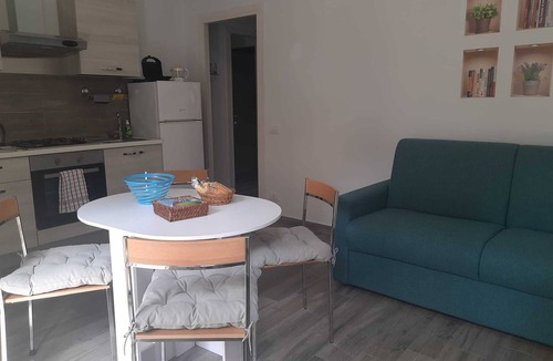 Rione Alto Apartment | Vacation home Hospital Area of Naples