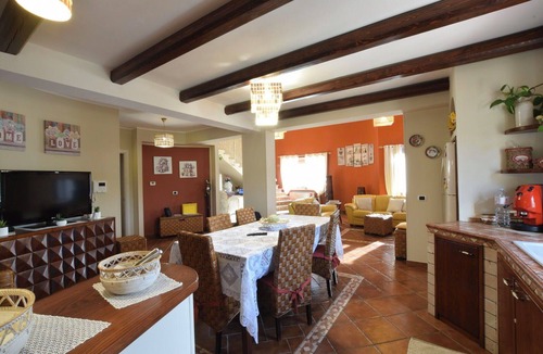 Giarratana House | Vacation Home in Giarratana with 4 bedrooms sleeps 7