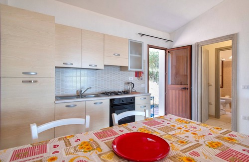 Paduledda House | Vacation Home "la casa del guardiano della torre 2" with Sea View