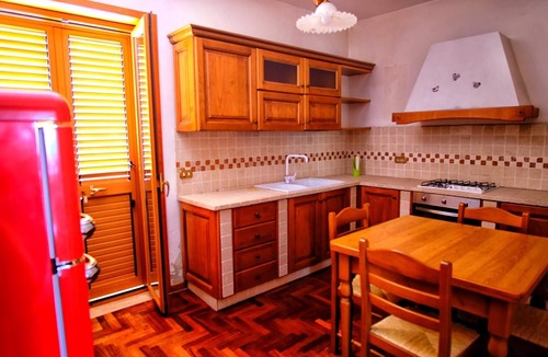 Ganzirri Apartment | Vacation home with dog boarding