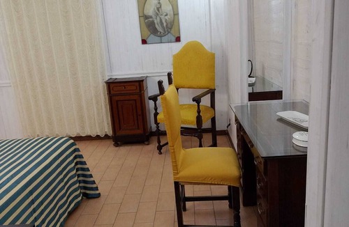 Catona House | Viale del Re 33: A Summer Fairy Tale Between the Sea and the Theater
