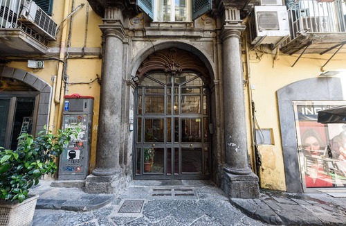 Montecalvario Apartment | Vico Mastellone 16 - Two Bedroom Apartment, Sleeps 4