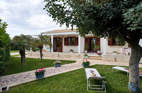 Marina di Ragusa Villa | Villa a Maulli Vicino al Mare Marina di Ragusa