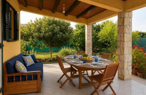 Campofelice di Roccella Villa | Villa Adele
