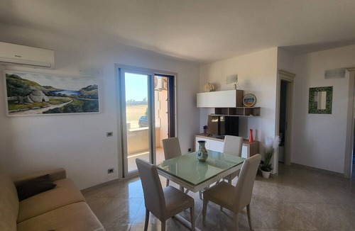 Otranto Villa | Villa 'Adg House' with Shared Terrace, Wi-Fi and Air Conditioning