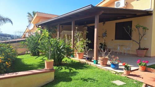 Trabia Villa | Villa Agae