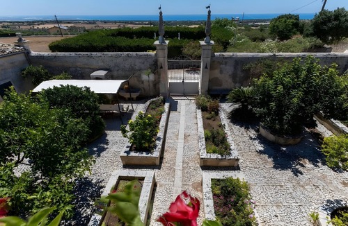Casa Papa Apartment | Villa Aguglie - Suite Rosa