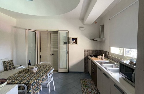 Caronia Villa | Villa Alice is an independent newly built villa, designed in the traditional “dammuso” style with its characteristic dome and overlooking the sea. It is a retreat immersed in nature, perfect for those seeking peace, privacy and an authentic stay. The
