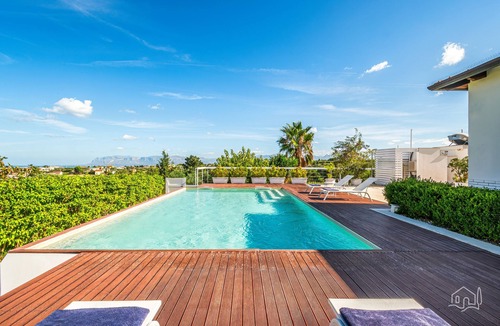 Alcamo Villa | Villa Ametista: Private Pool Holiday Home