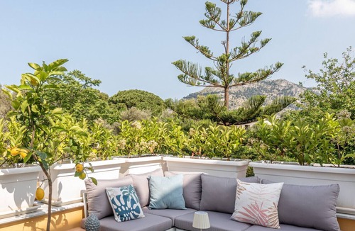 Mondello Apartment | Villa Ammirata Apartment by Wonderful Italy