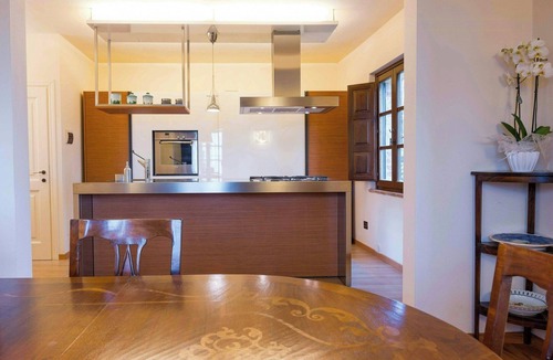 Santarello House | Villa among Etruscan sites in Val di Chiana