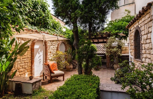 Torre Archirafi Villa | Villa Amunì con giardino by Wonderful Italy