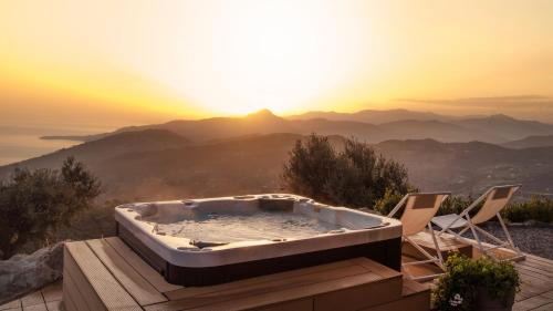 Cefalu Villa | Villa Andrea - Romantic Private Retreat