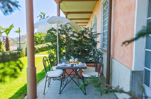 Carciano Apartment | Villa Anna, Borromean Islands, No. 03 by Lago Reisen