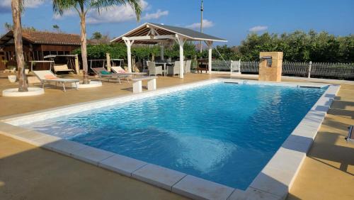 Presicce House | Villa Anna Salento - due camere con piscina, cucina e BBQ a pochi minuti dal mare