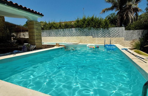 Syracuse Villa | Villa AnnaStella a Corner of Paradise with Pool,AC, WiFi, SmartTV/Netflix/Disney
