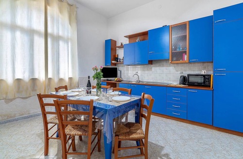 Avola Villa | Villa Anny with Hot Tub Just Steps from the Sea