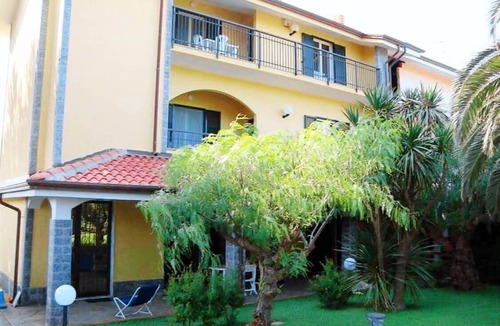 Isola di Capo Rizzuto House | VILLA APARTMENT