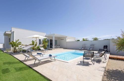 Santa Maria del Focallo Villa | Villa Ares by Villa Plus