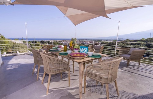 Giardini Naxos Villa | Villa Aura 6, Emma Villas