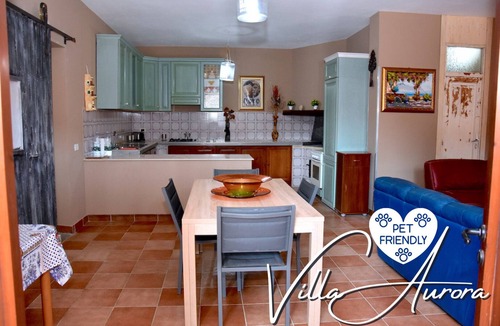 Marsala Villa | Villa Aurora, private pine forest, barbecue, solarium.