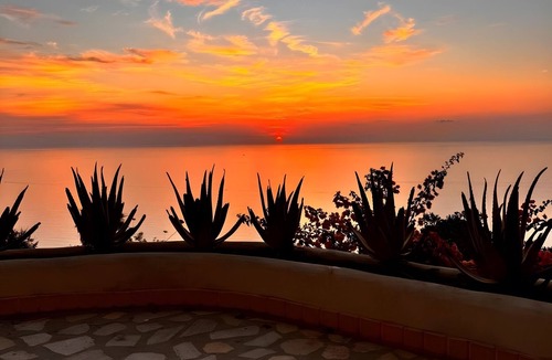 Zambrone Villa | Villa 'Bella Vista' with Sea View, Wi-Fi and Air Conditioning