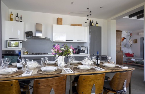 Menfi Villa | Villa "Bellavista" with Sea View, Private Pool & Wi-Fi