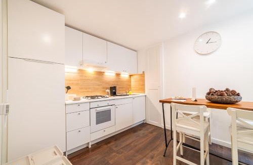 Borgo-Sanzio Apartment | Villa Bellini Luxury Home