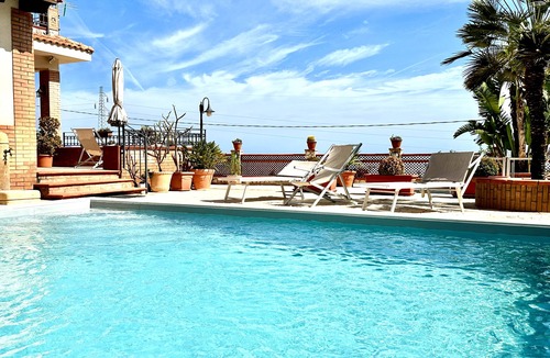 Altavilla Milicia Villa | Villa Belvedere di Altavilla with Pool and Near The Sea