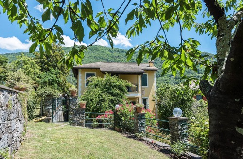 Moconesi Villa | Villa Ca' dei Gruppi near Portofino, Chiavari & Rapallo, garden & terraces, min. 3 nights