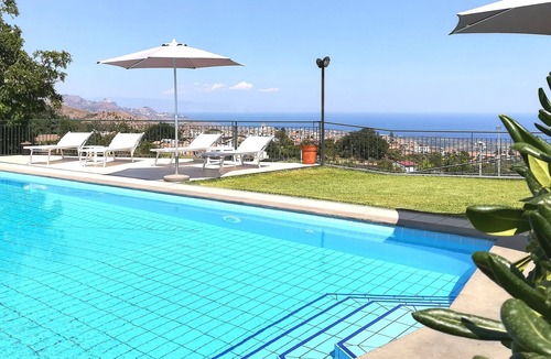 Piedimonte Etneo Villa | Villa Capogrecale Private Heated Pool - CIN IT087035C245SN2KMN