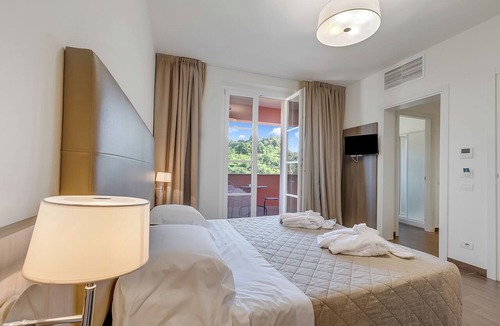 Castelletto d'Orba Hotel | Villa Carolina Golf View 6, Castelletto d’Orba, Italy
