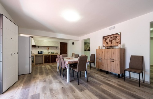 Torre Colonna-sperone Villa | Villa 'Carola Piano Terra' with Shared Pool, Wi-Fi and Air Conditioning