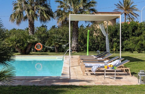 Trapani Villa | Villa Casale-Villa in Sicily with pool and sea views
