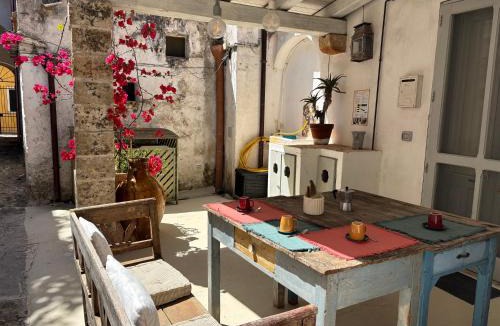 Castrignano del Capo Villa | Villa Charita - Old Masseria in the historical town with private pool