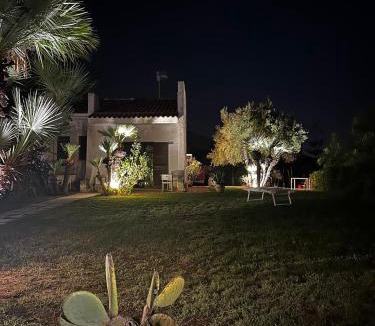 Mazzaforno Villa | Villa Ciclamino by the sea in Cefalù