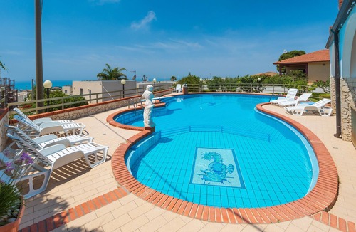 Ragusa Villa | Villa "Cielo e Mare" villa with splendid sea view and private swimming pool