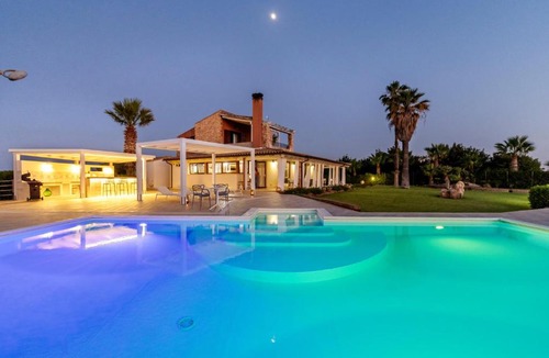 Paceco Villa | Villa Cielo