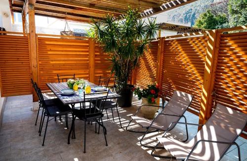 Mondello Apartment | Villa Cinzia-150 mt from the beach