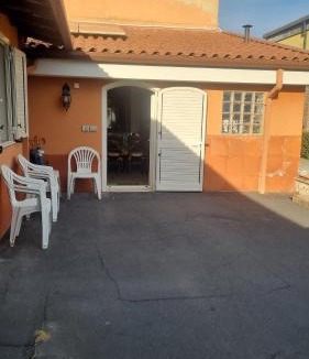 Villaggio del Pino-Le Ginestre House | Villa Cinzia