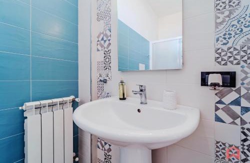 Terrasini Villa | Villa con Piscina sul Mare a Terrasini