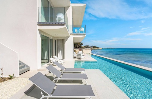 Noto Marina Villa | Villa Confini with heated pool - My Rental Homes